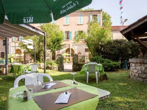 Hotel Logis L'avenue