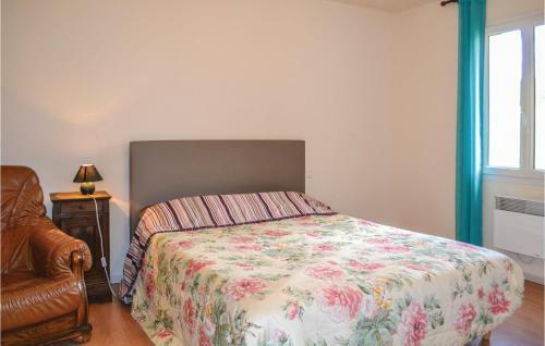 Three-bedroom Holiday Home In Montfaucon