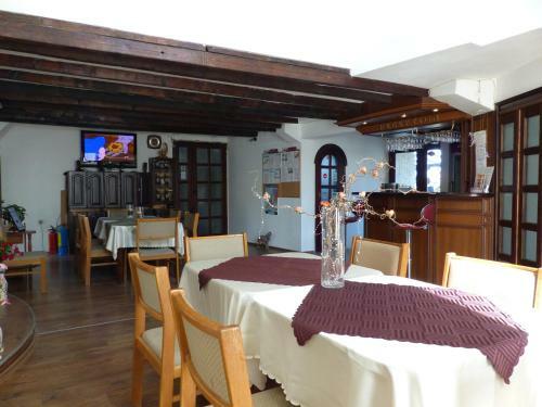 Hostal Guest House Delphini