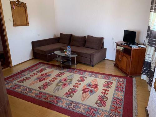 Hostal Guest Rooms Donovi