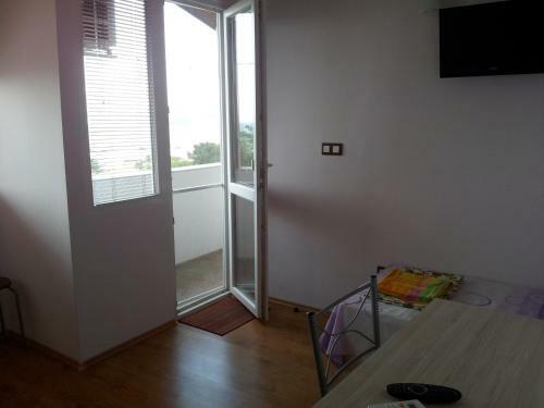 Hostal Guest House Emi
