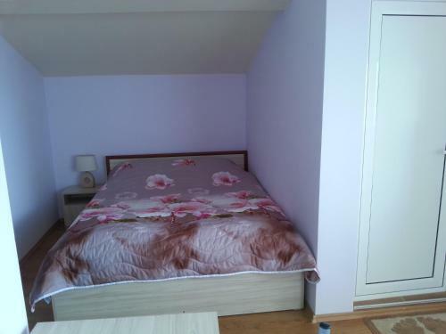 Hostal Guest House Emi