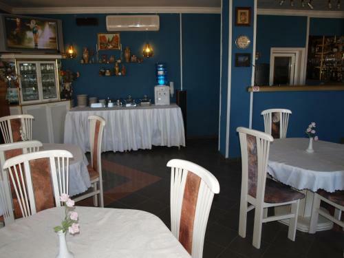 Hostal Sunrise Guest House
