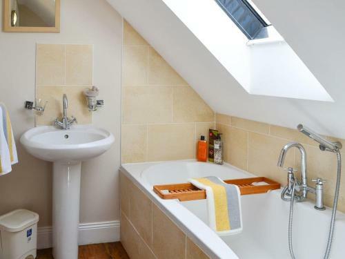 Eastsett Byre