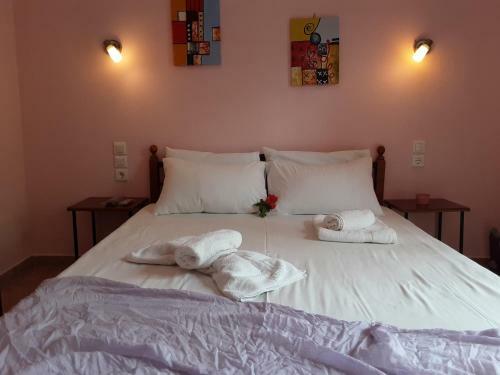 Hostal Poseidon Rooms