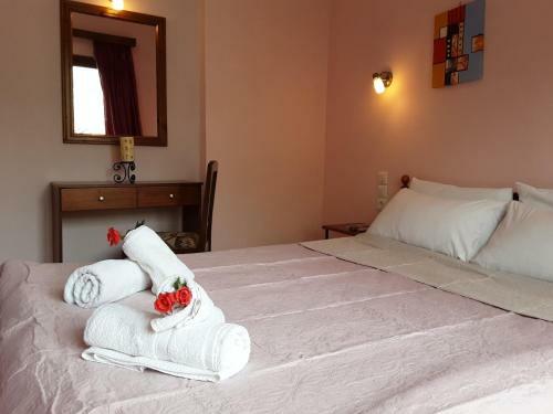 Hostal Poseidon Rooms