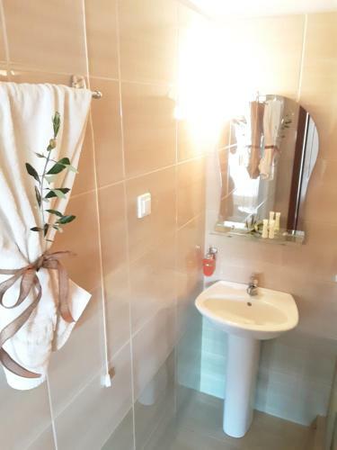 Hostal Poseidon Rooms
