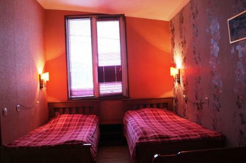 Hostal Aragvi Guest House