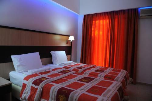 Aparthotel Kaiafas Lake Hotel