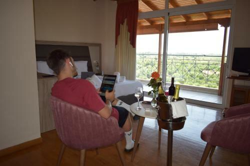 Aparthotel Kaiafas Lake Hotel