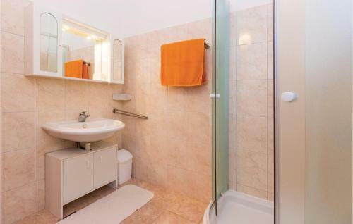Two-bedroom Apartment In Nevidane