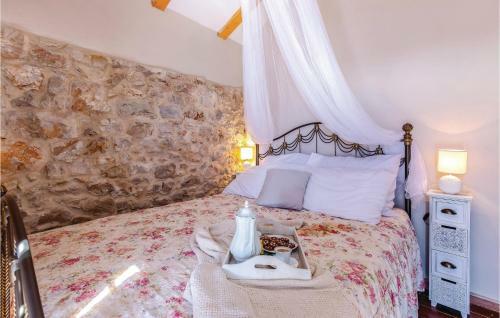 Three-bedroom Holiday Home In Grmani