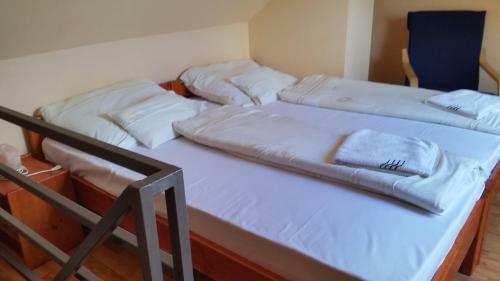 Hostal Niki Vend�gh�z