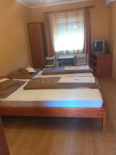 Hostal Niki Vend�gh�z