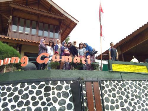 Saung Gumati Garut