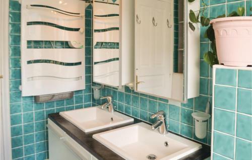 Two-bedroom Holiday Home In Montegrossu