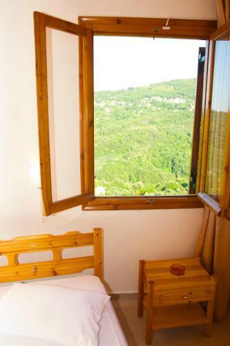 Hostal Stavroula Rooms