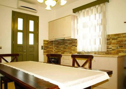 Maris Apartment