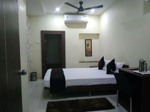 Hostal Mansi Service Apartment