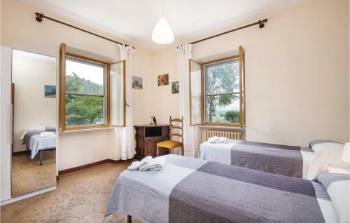 Three-bedroom Holiday Home In Spoleto -pg-