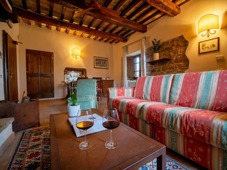 Agroturismo Castello Di Petrata