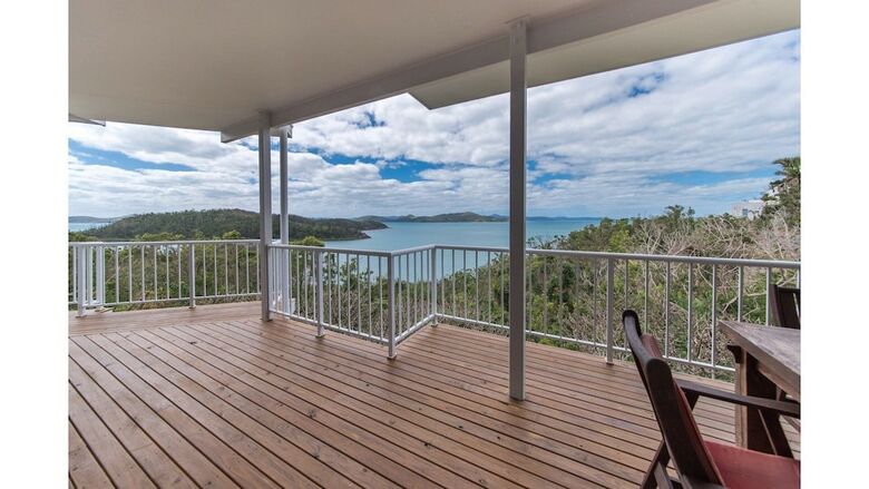Picturesque On Passage - Whitsundays