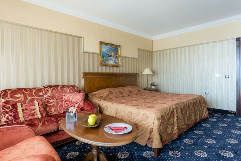 Hotel Palace Marina Dinevi