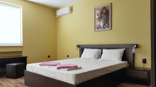 Hostal Guest House Slavi