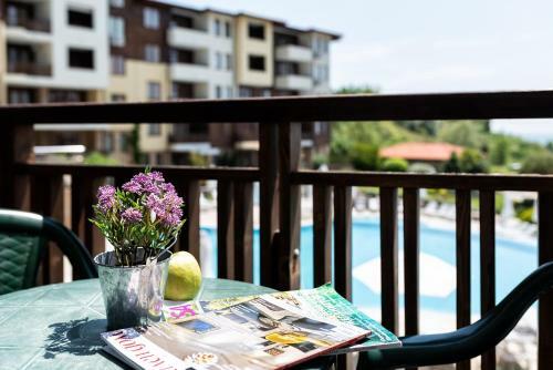 Hotel Garden Of Eden Complex