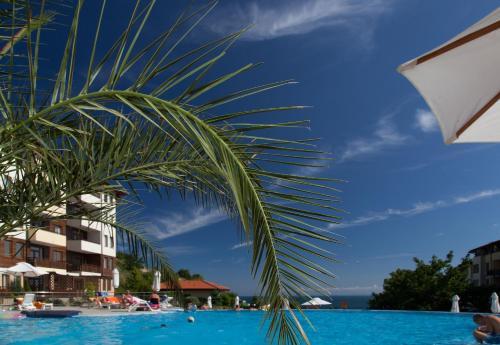 Hotel Garden Of Eden Complex
