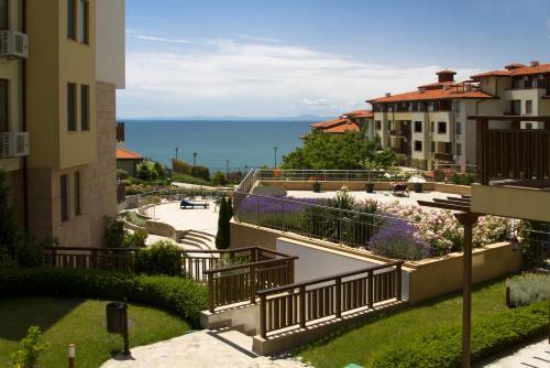 Hotel Garden Of Eden Complex