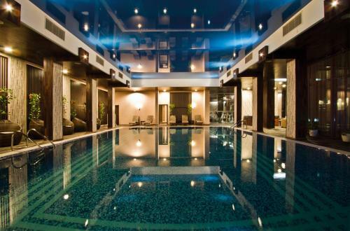 Hotel Garden Of Eden Complex