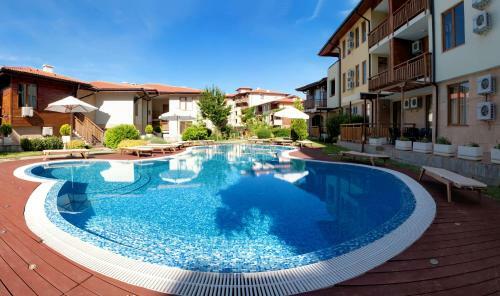 Hotel Garden Of Eden Complex