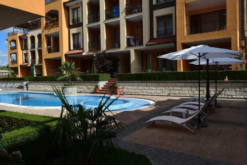 Apartment In Marina Ville Complex