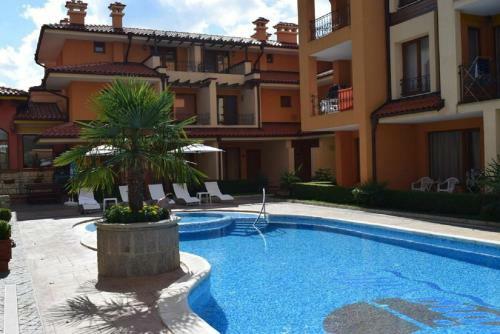 Apartment In Marina Ville Complex