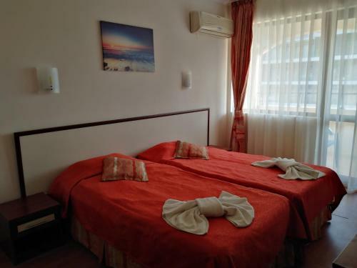 Yuzhni Noshti Hotel