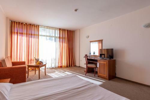 Tiva Del Mar Beach Hotel