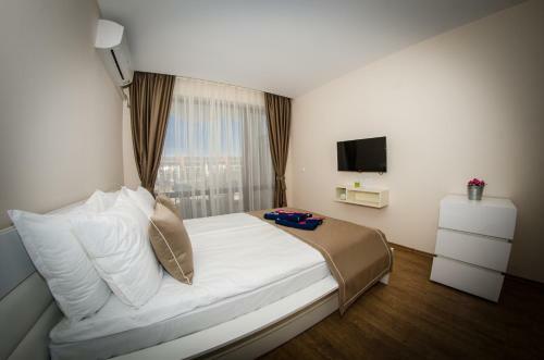Premier Fort Beach Apartments