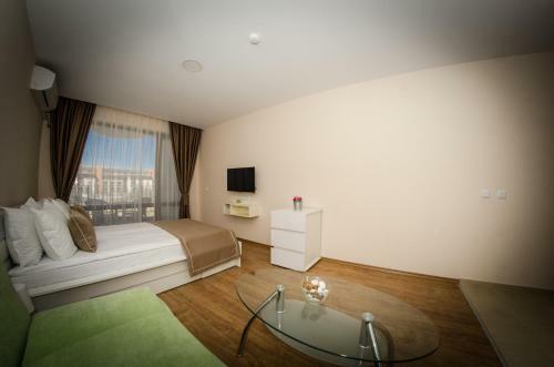 Premier Fort Beach Apartments