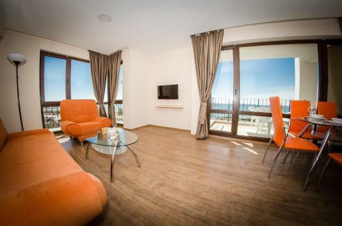 Premier Fort Beach Apartments