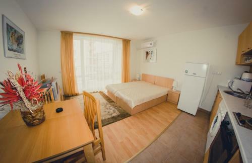 Aparthotel Crown Fort Club