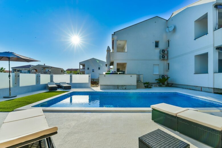 Apartments Olujic
