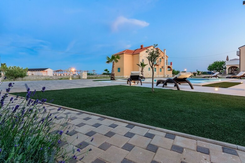 Apartments Resort Mirakul
