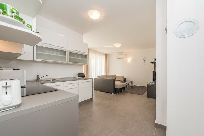 Apartments Kljajic