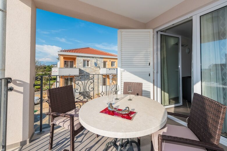 Apartments Kljajic