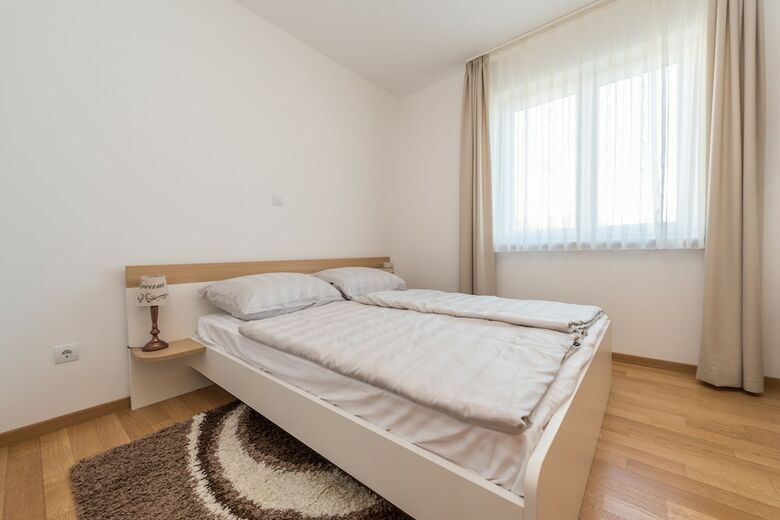 Apartments Kljajic