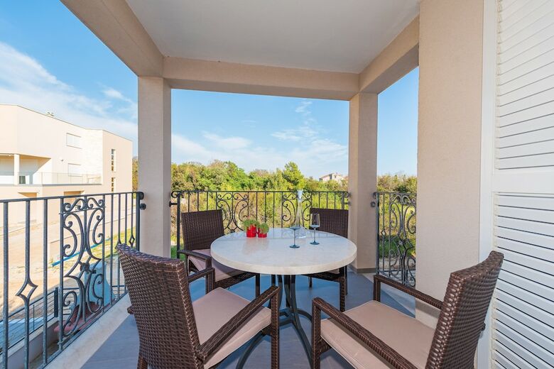 Apartments Kljajic
