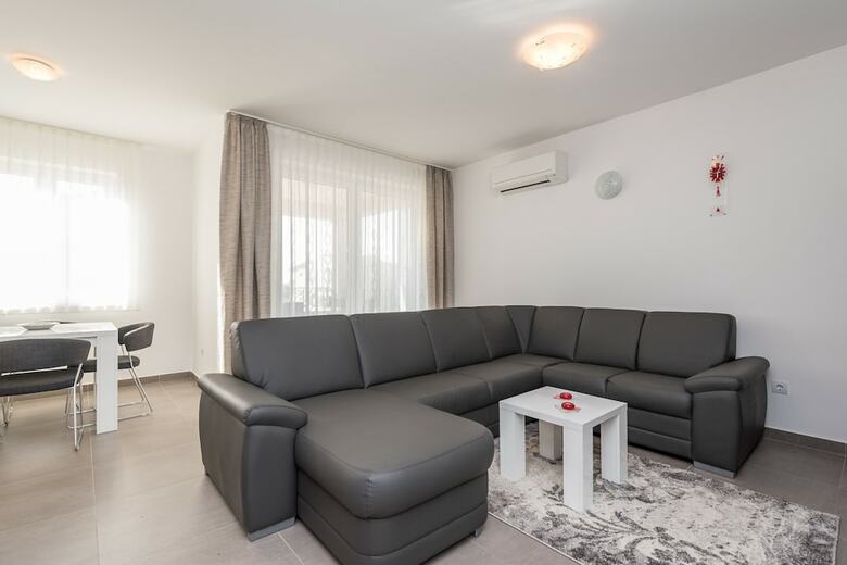 Apartments Kljajic