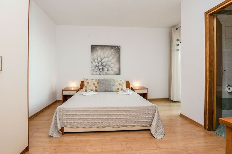 Apartments Vucetic