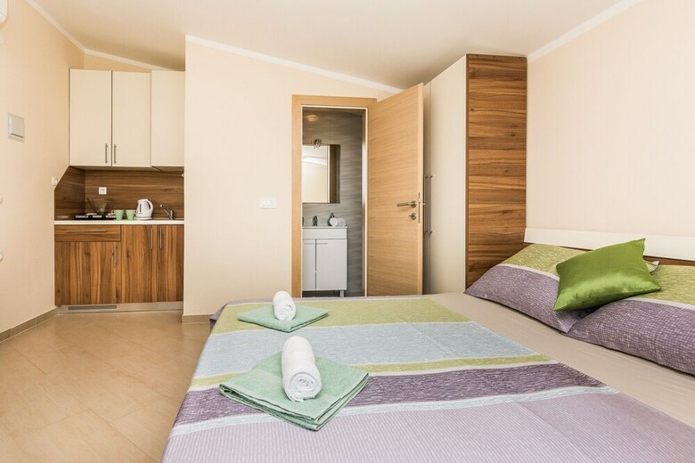 Apartments Bobeta